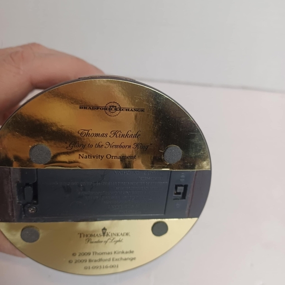 Thomas Kinkade 5.5" NATIVITY ORNAMENT Glory Newborn King Lighted Christmas Decor - Picture 4 of 6